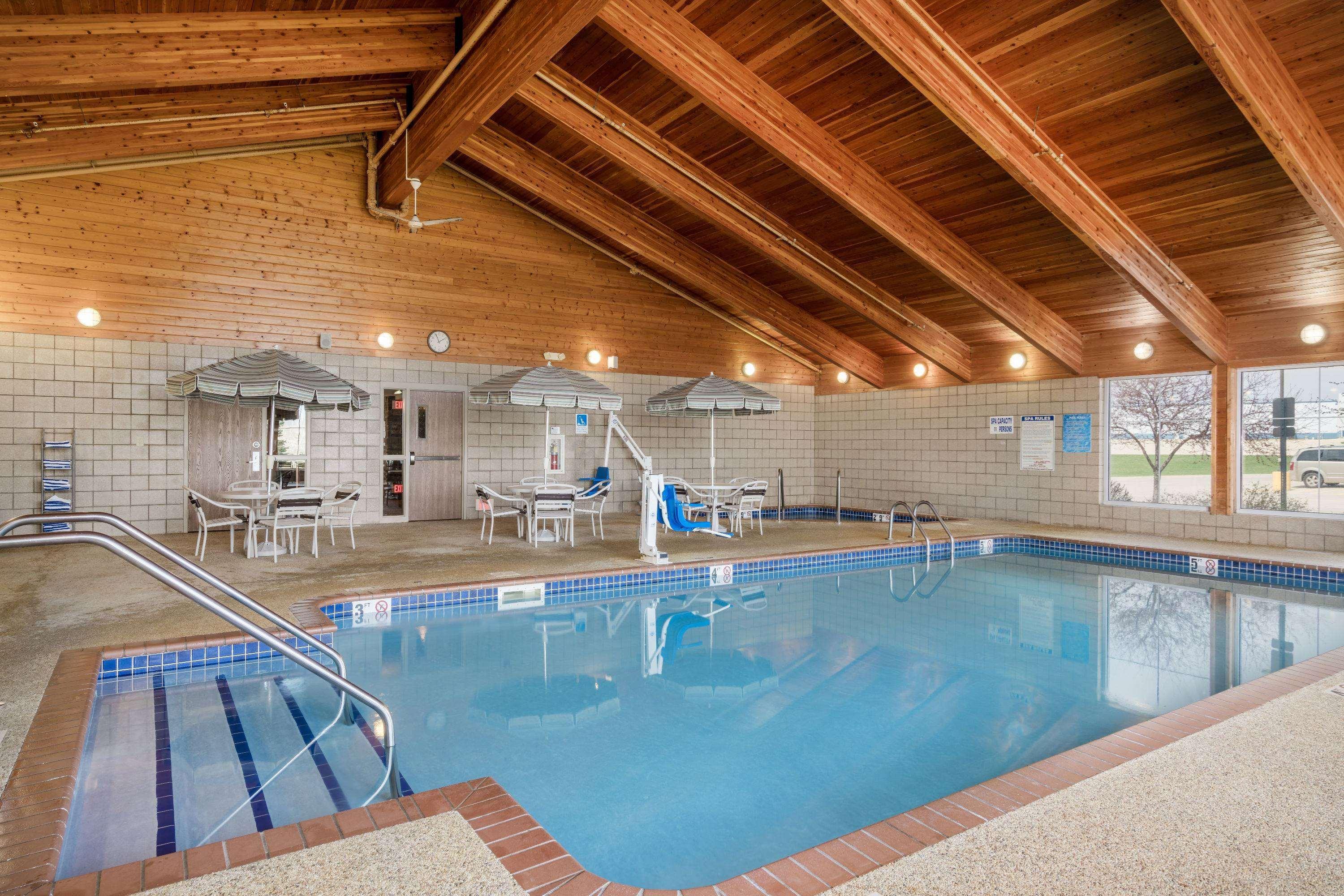 Americinn By Wyndham Anamosa Екстериор снимка